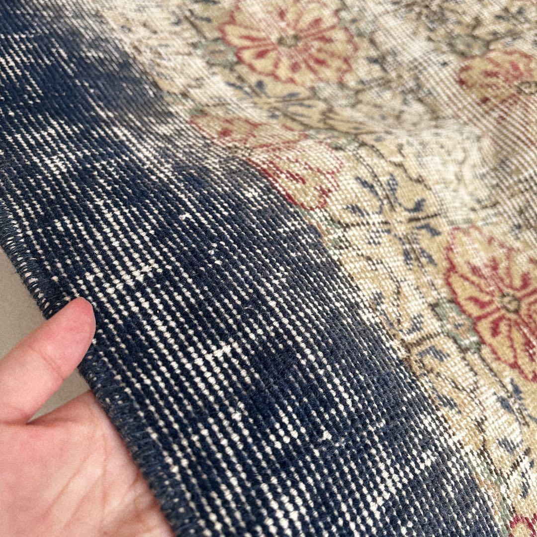 ハト 　トルコ　ヴィンテージラグ　ボタニカル　ネイビーフレーム