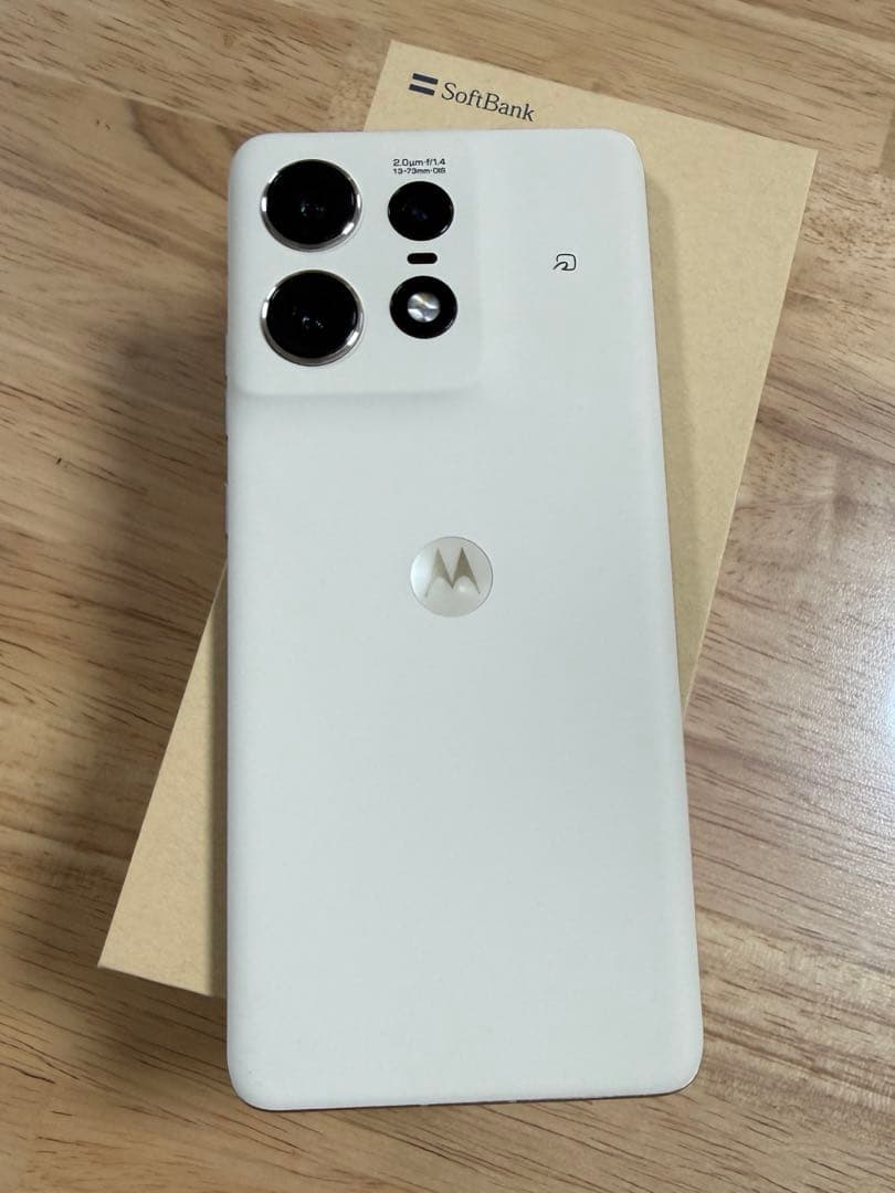motorola edge 50S PRO バニラクリーム　ソフトバンク