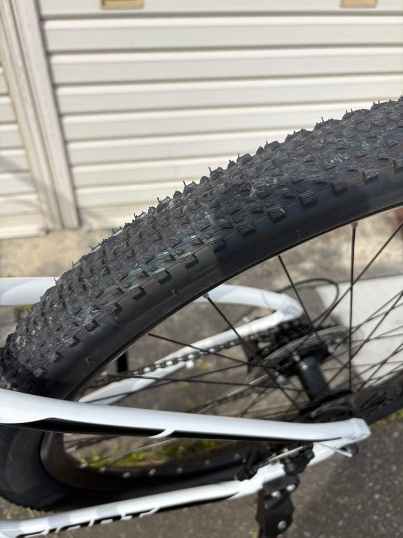 ジャイアント 2022年モデル？　　S atx 自転車