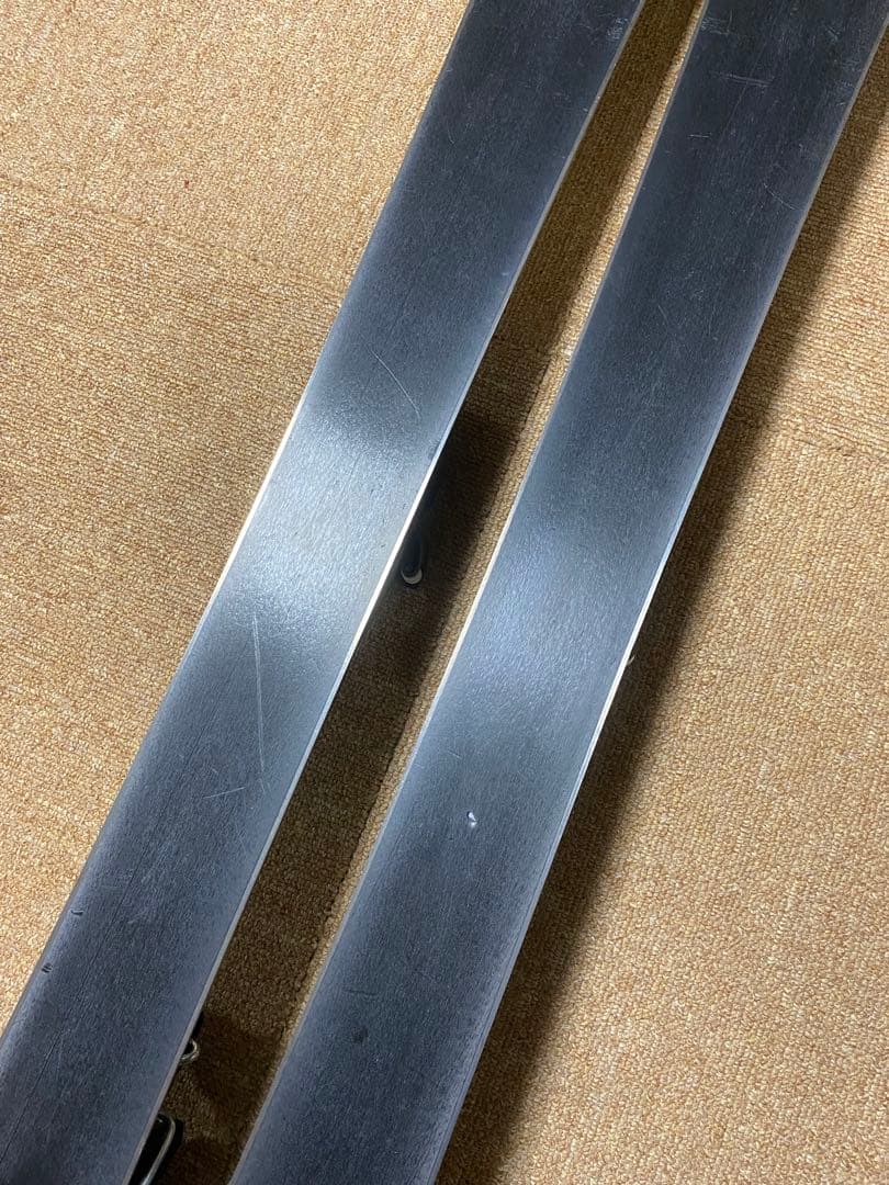 キッズ ★Hart スキー板137cm、ビンディング、ストックの3点セット