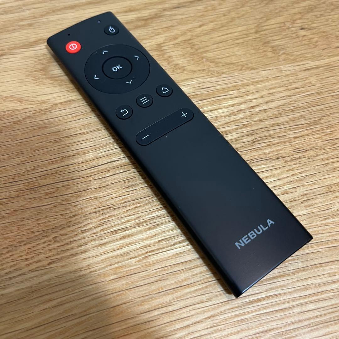 Nebula Apollo プロジェクター　Anker