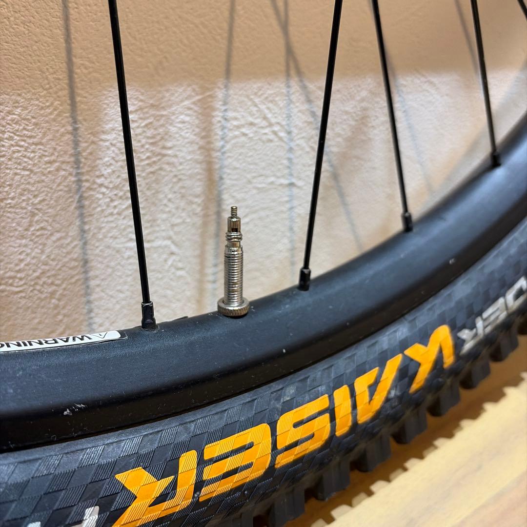 WTB27.5インチホイール Continental DERKAISERセット