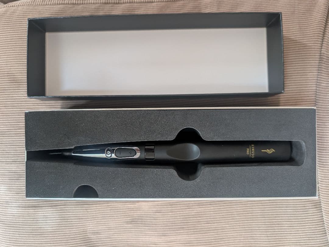 【美品】KINUJO セラミックストレートヘアアイロン ブラック