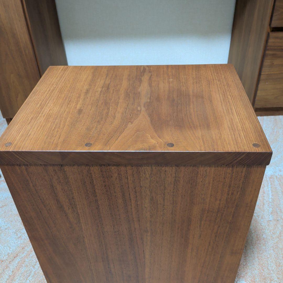 マスターウォール　タンゴサイドテーブル　2021年製造