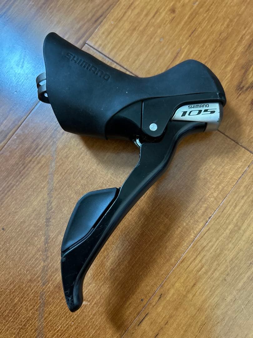 シマノ　105 5800 STI 美品　新品ブラケットカバーつき