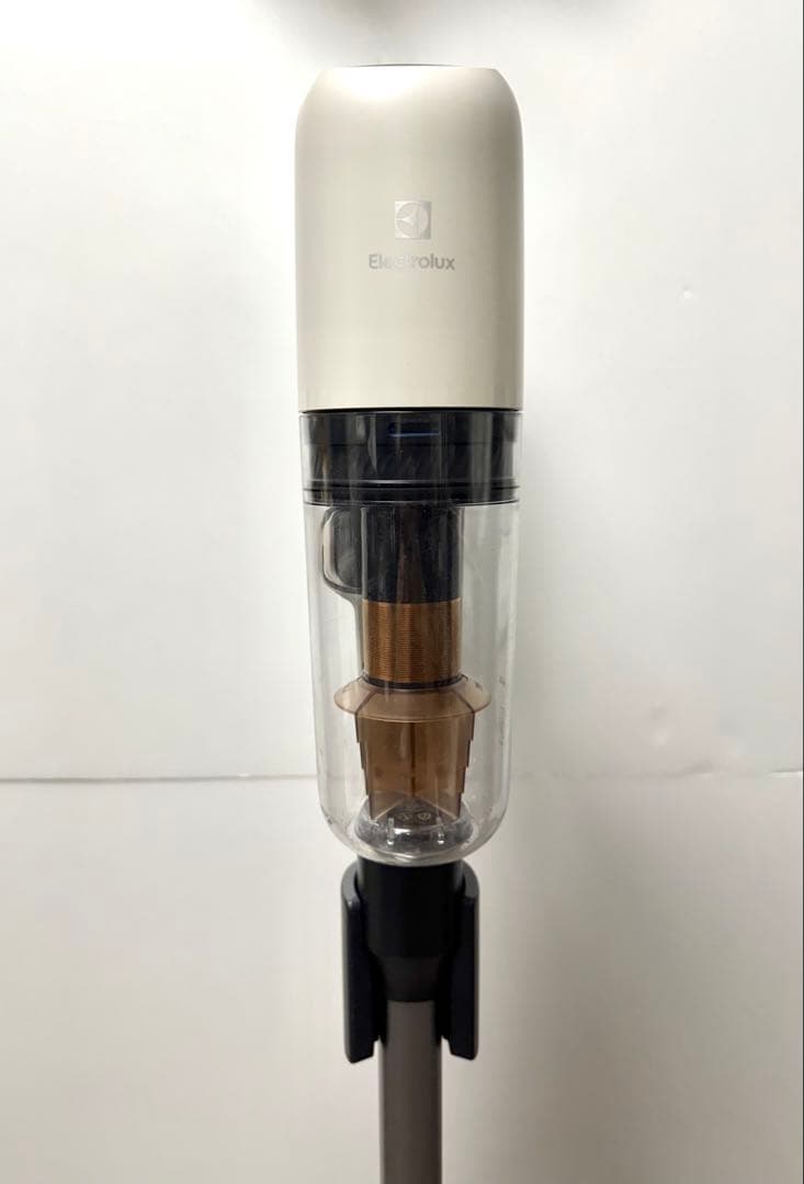 エレクトロラックス◇掃除機 Ultimate 700 シェルホワイト