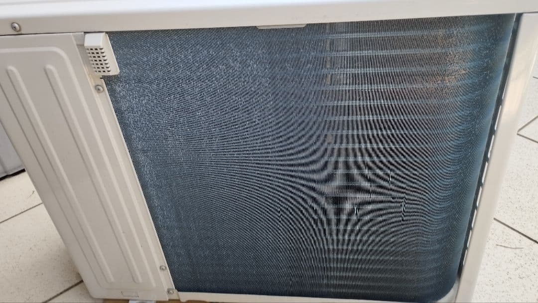 ハイセンスエアコン2.2kw　HA-S22DE9-W 2021年製 リモコン付