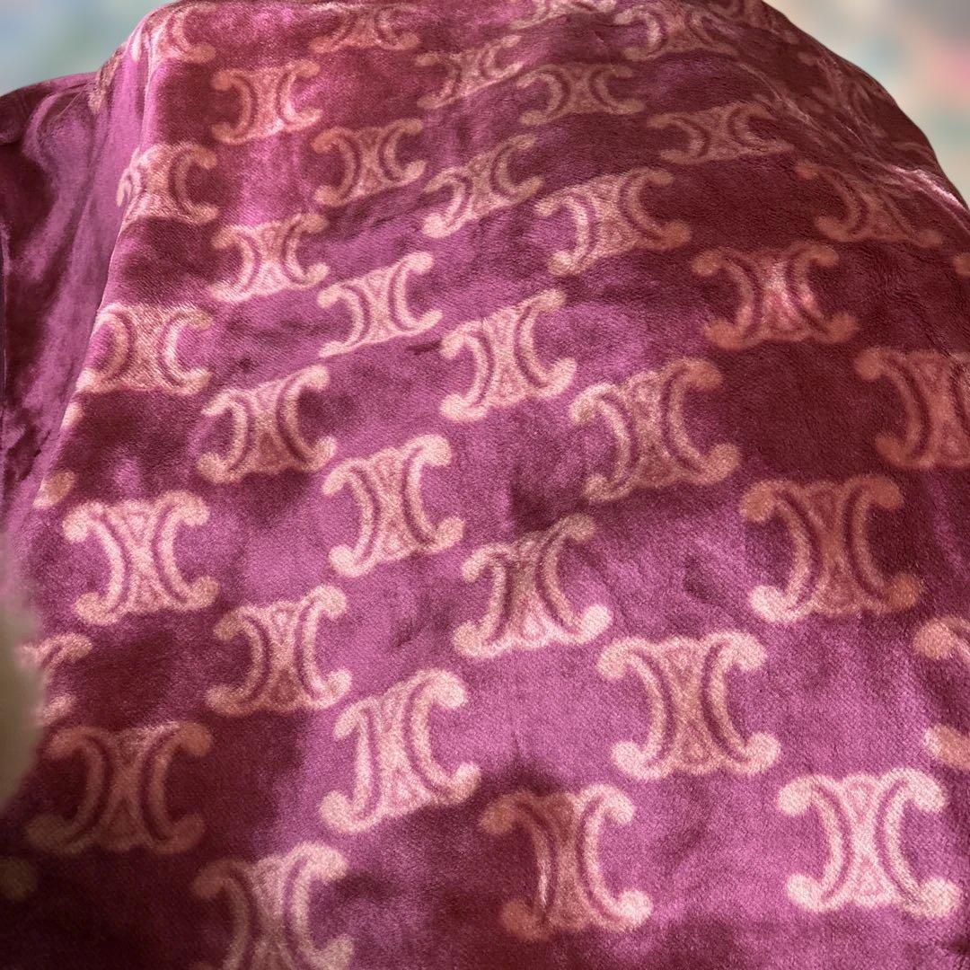 CÉLINE シングル毛布　140✖️200アクリル100%未使用に近い