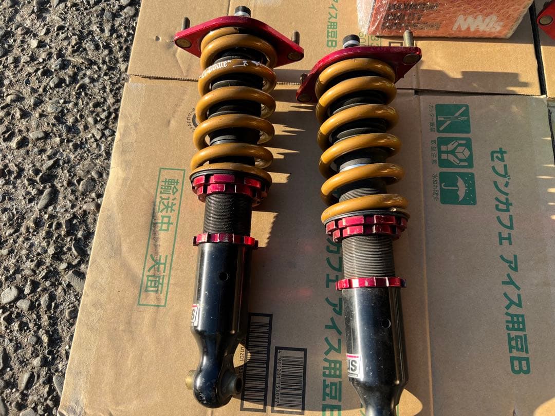 ラルグス　スバル　インプレッサ GH系用 車高調フォレスターSHにて使用　流用に