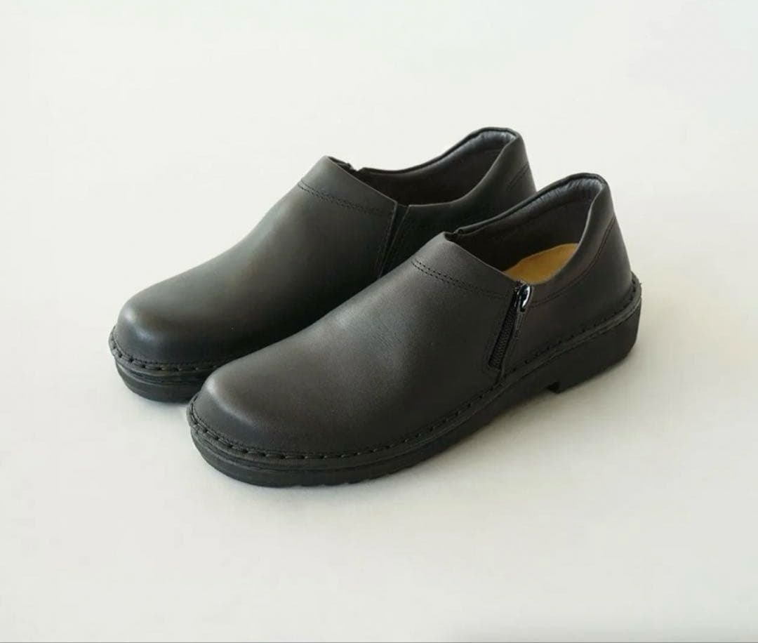 【ほぼ未使用】NAOT CLARA ナオト クララ ブラック　24cm