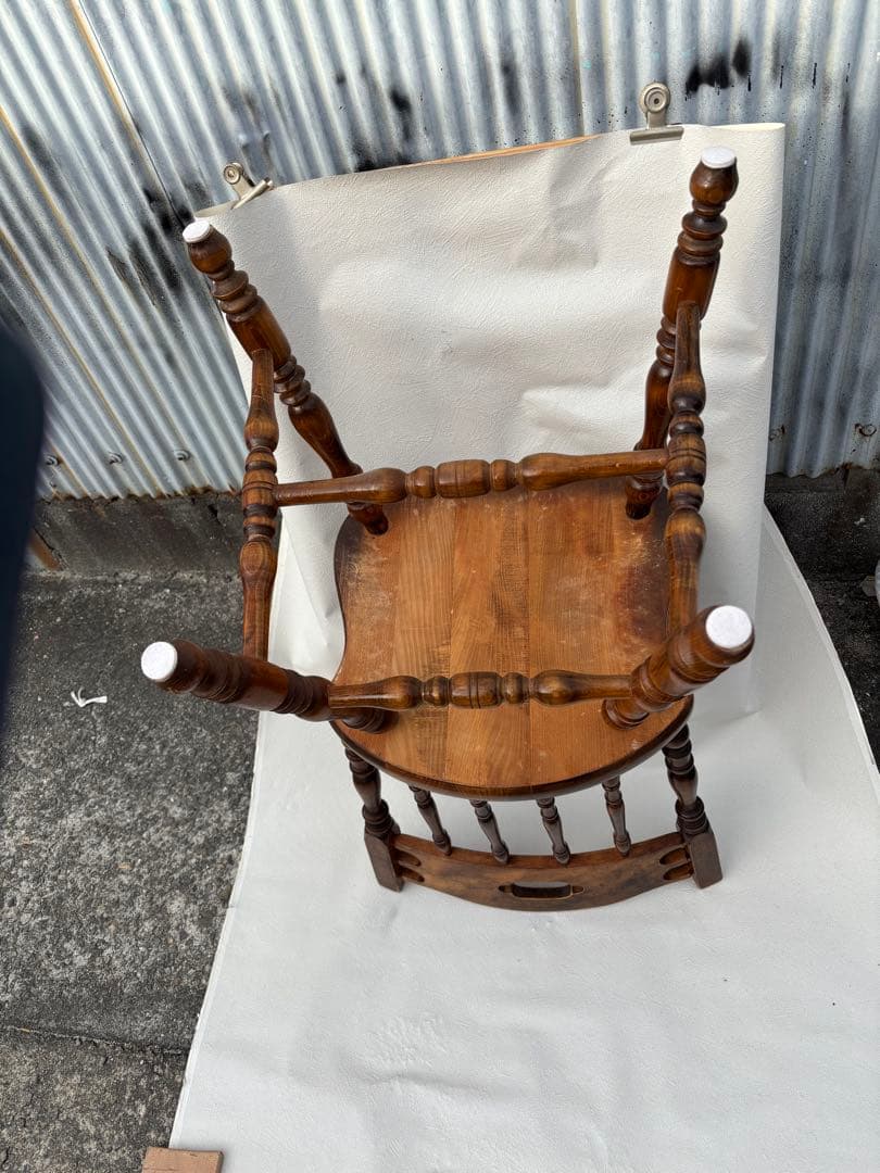 アンティークな飛騨産業のウィンザーチェア　キツツキマーク　椅子希少