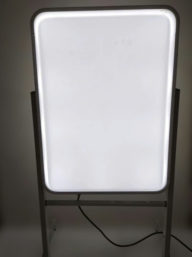 看板灯　屋内　屋外　目印　ライト