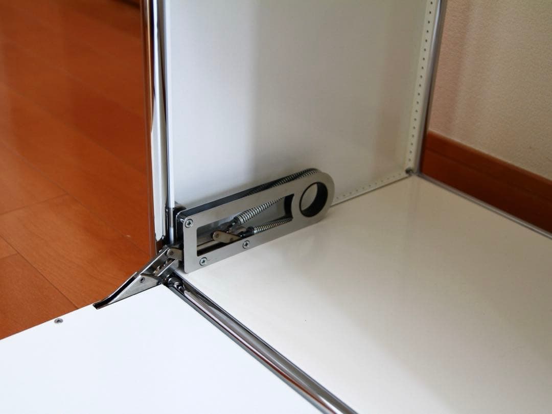 USM Haller USM ハラー ドロップドア キャビネット ホワイト