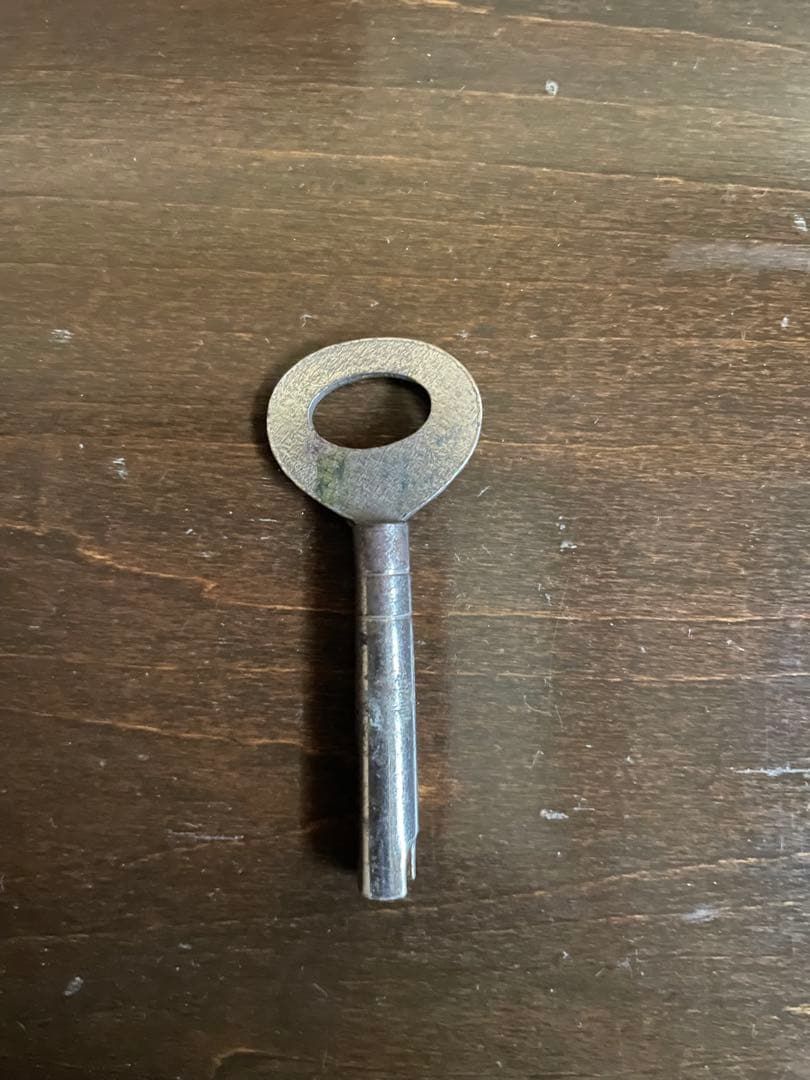 little meさん専用木製 箪笥 7段引出し ガラス扉付鍵付き 昭和レトロ