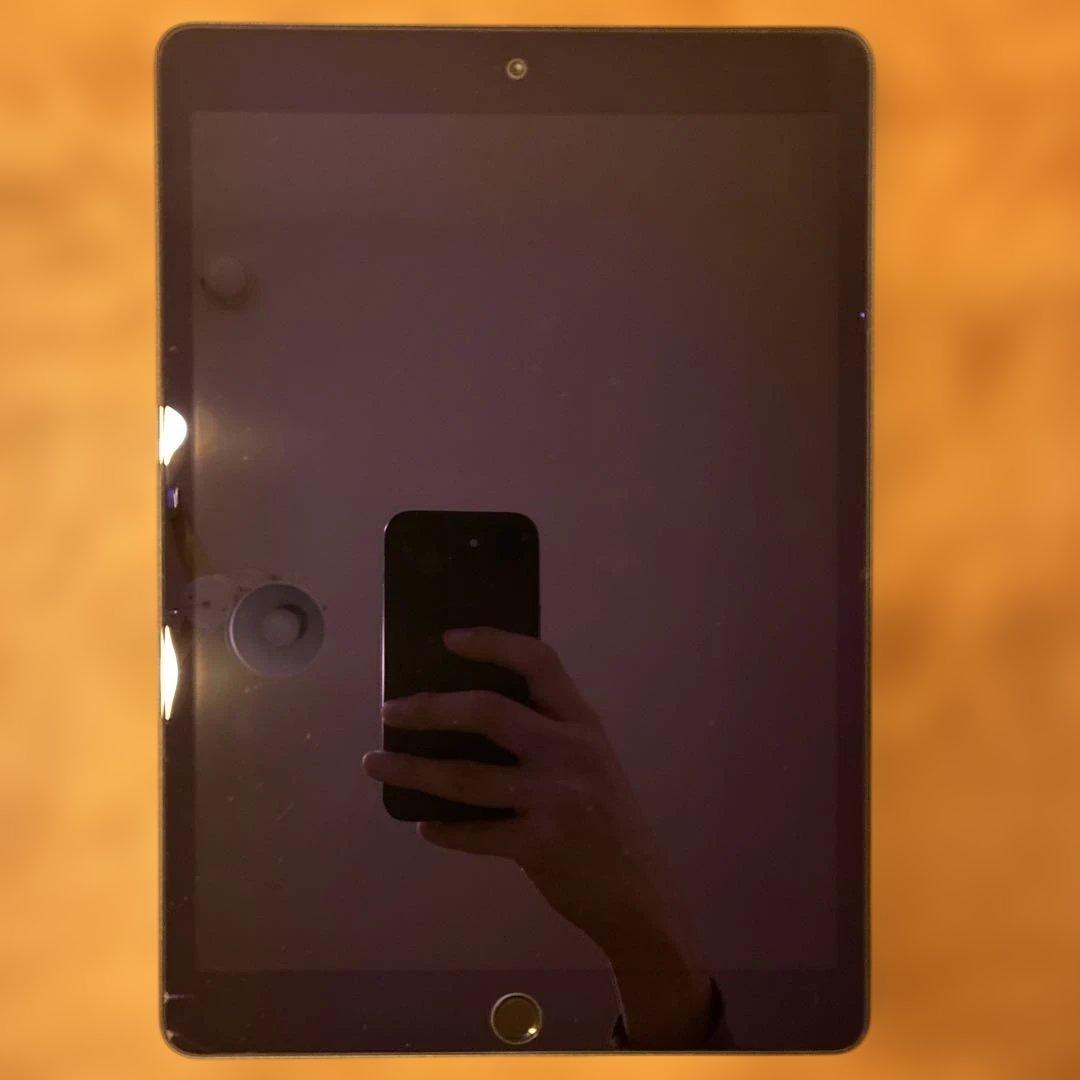 iPad 第8世代　128GB Wi-Fiモデル