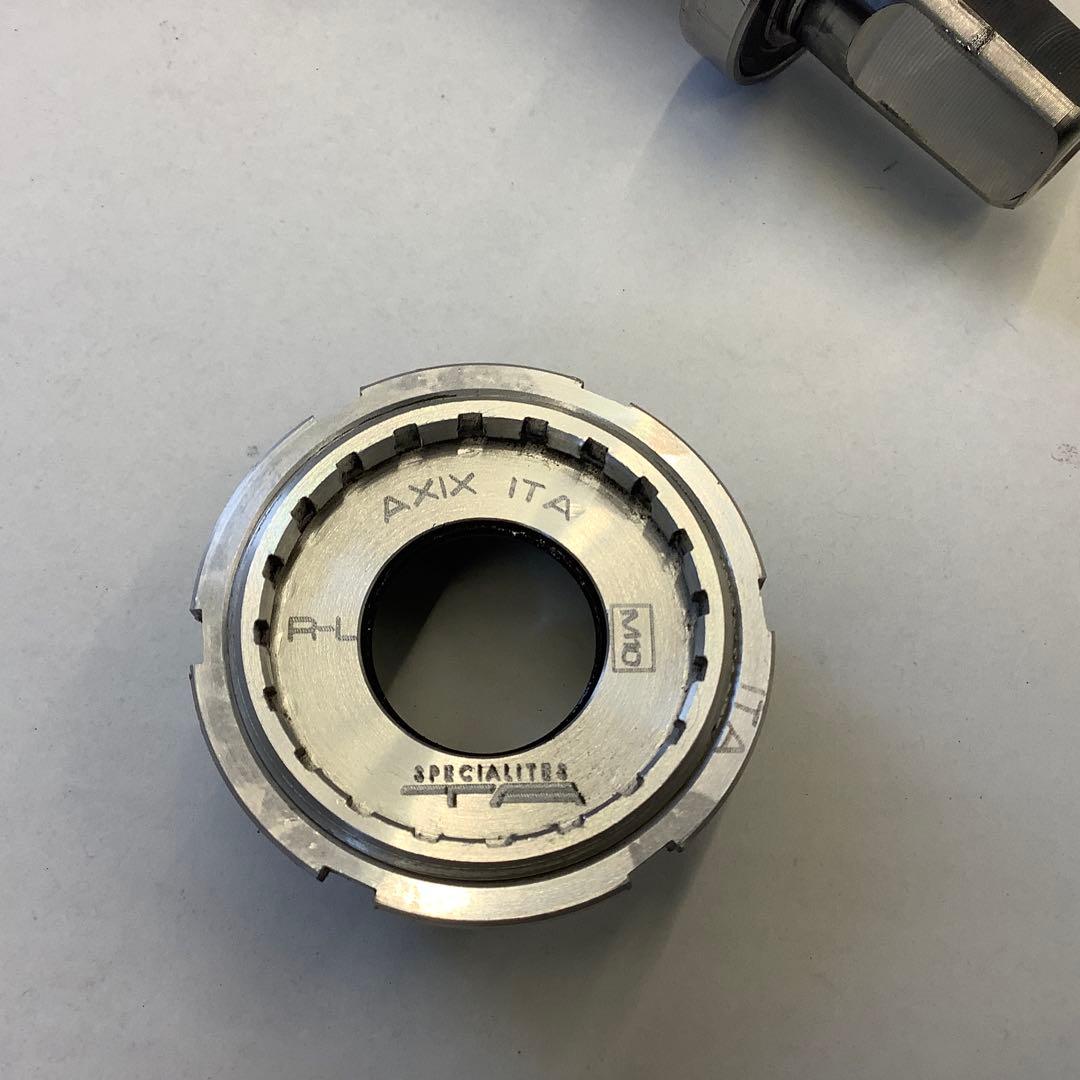 BB チタンシャフト　Axix Lighht Pro