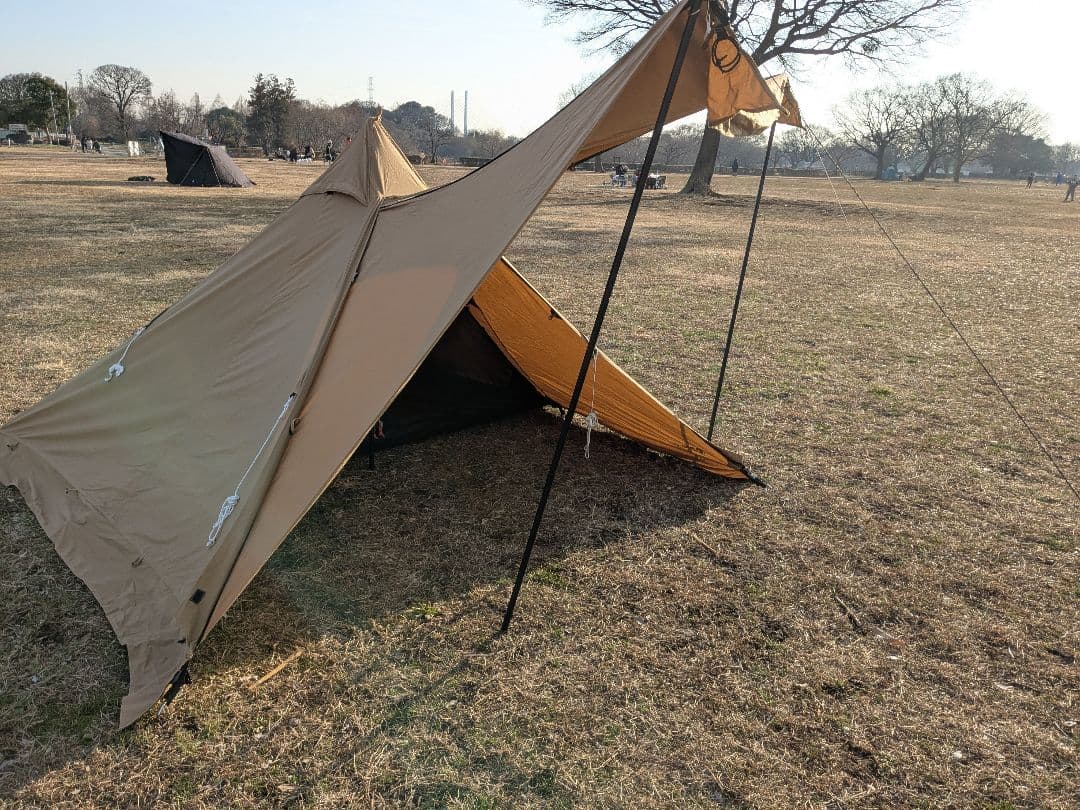 WAQ(ワック)　alpha TC　アルファTC　未使用二股ポール付き　テント