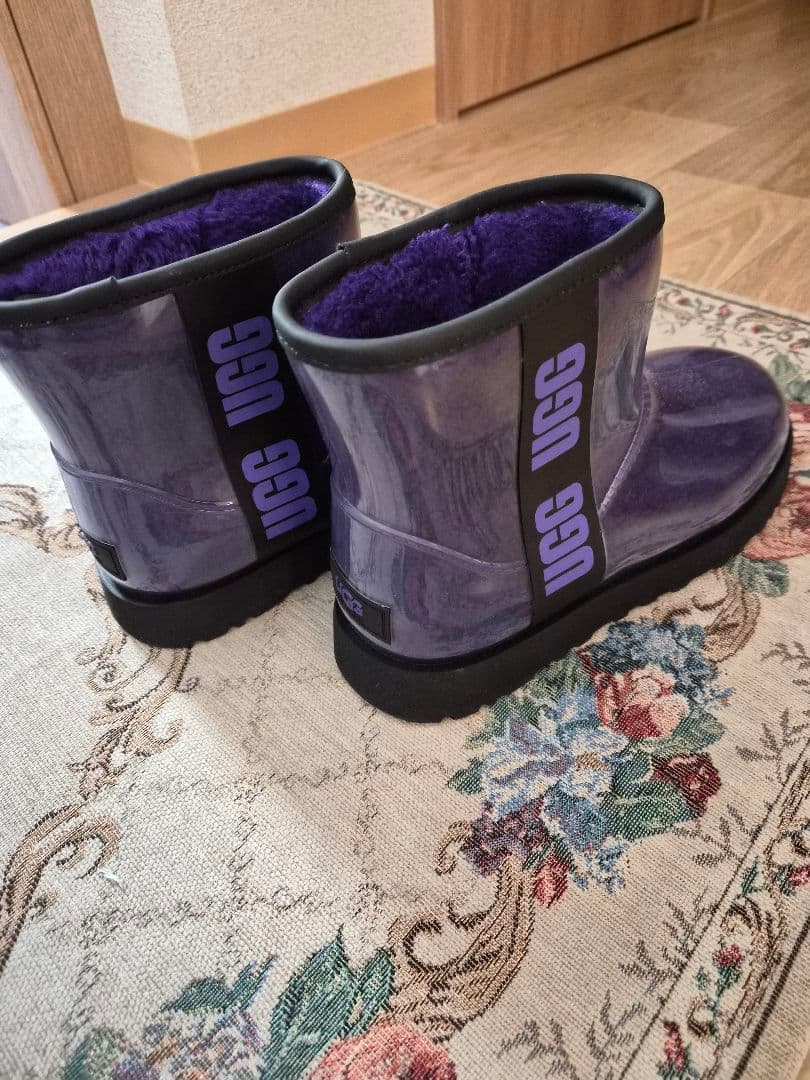 UGG パープル ショートブーツ 防水