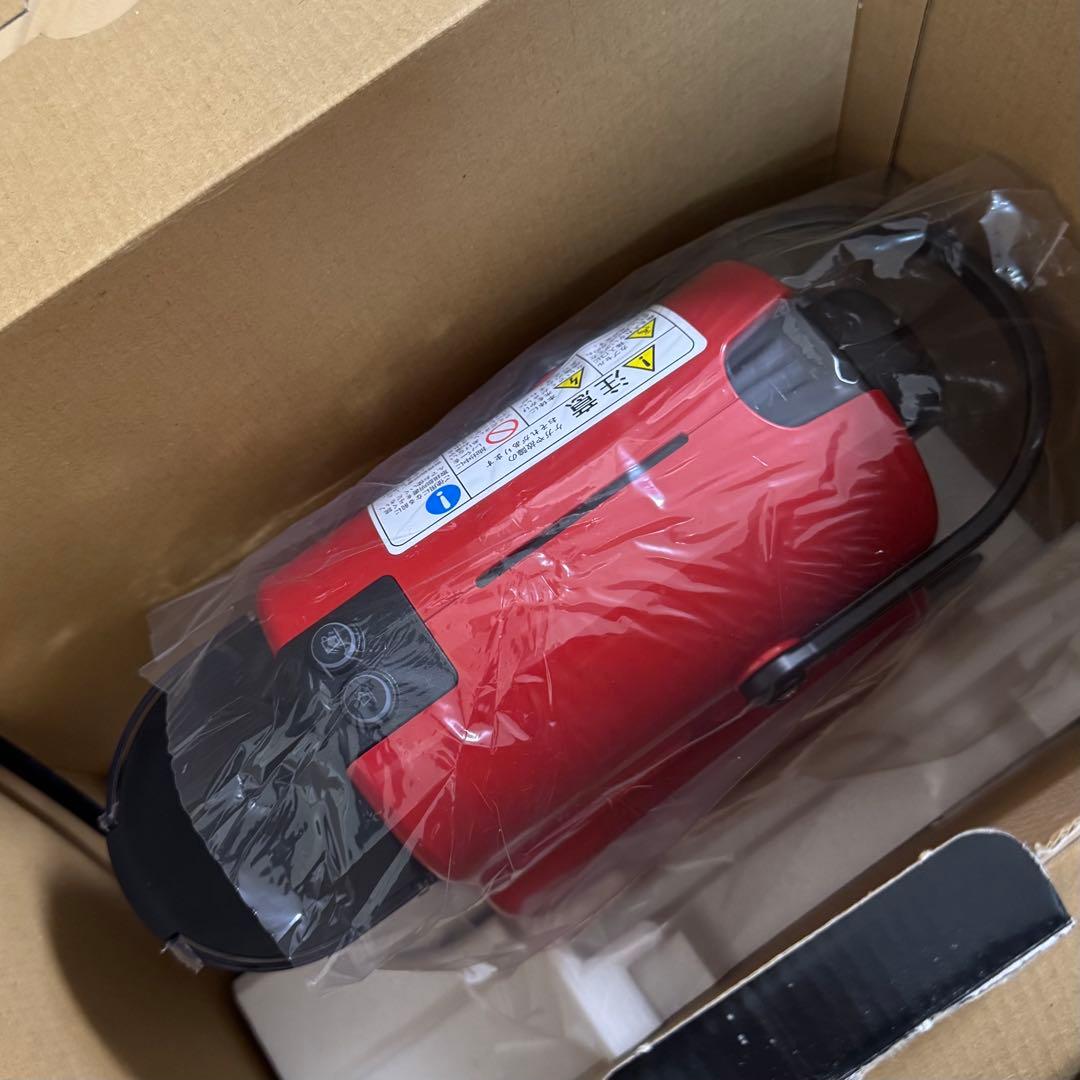 23年製 ネスプレッソ イニッシア ルビーレッド INISSIA C40RE