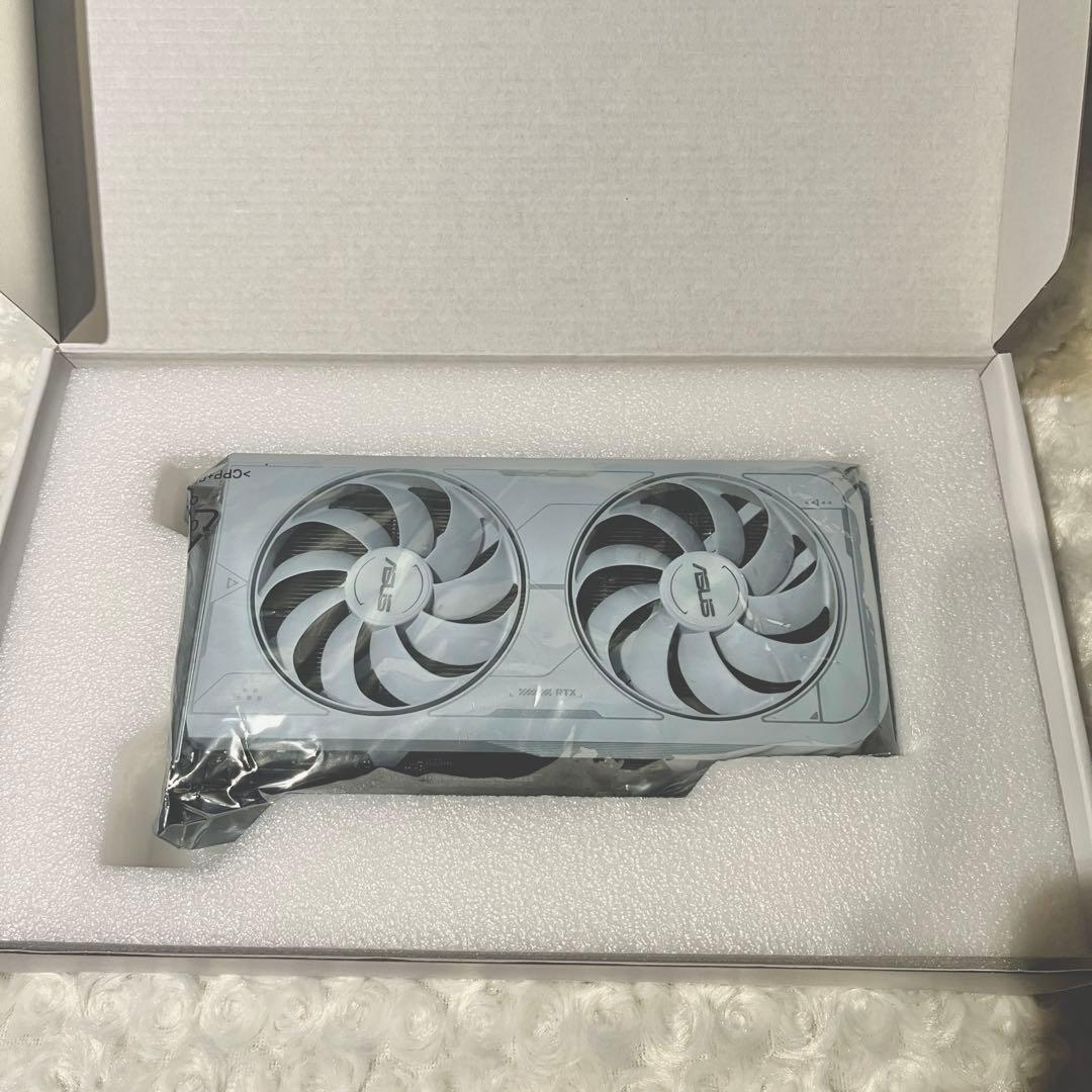 ASUS GeForce RTX 3060 Ti 8GB DUALホワイト