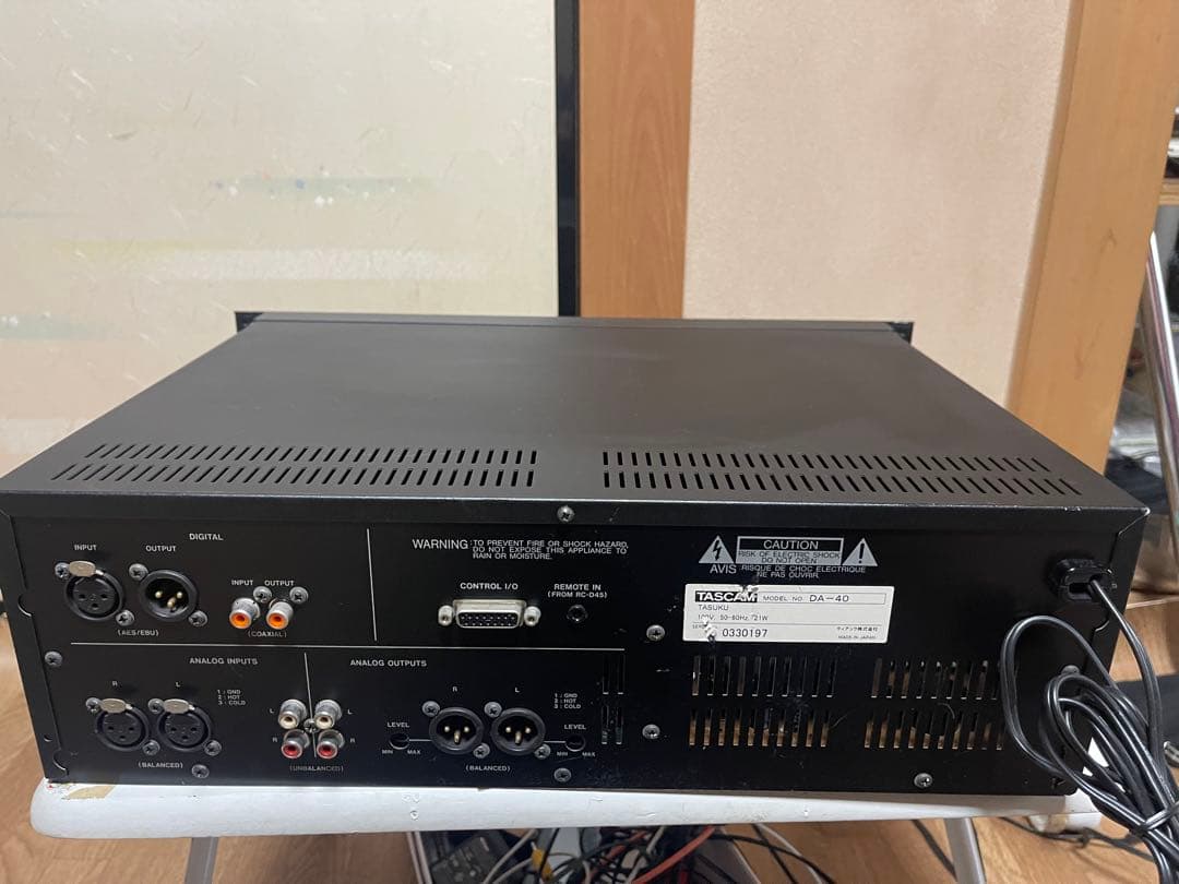 TASCAM　タスカム　高級プロ用DATデッキ DA-40