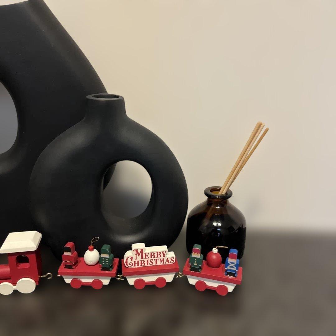 ACTUS インテリア黒いセラミック花瓶とクリスマス置物セット