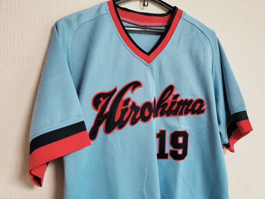 広島東洋カープ／”背番号19” ユニフォーム（サイズ：L／カープオリジナル）