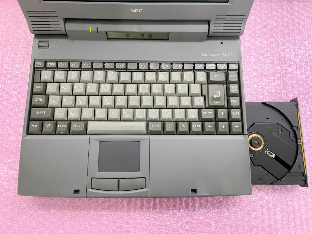 【動作OK】NEC PC-9821Na12/S8(Win98SE)画面きれいです