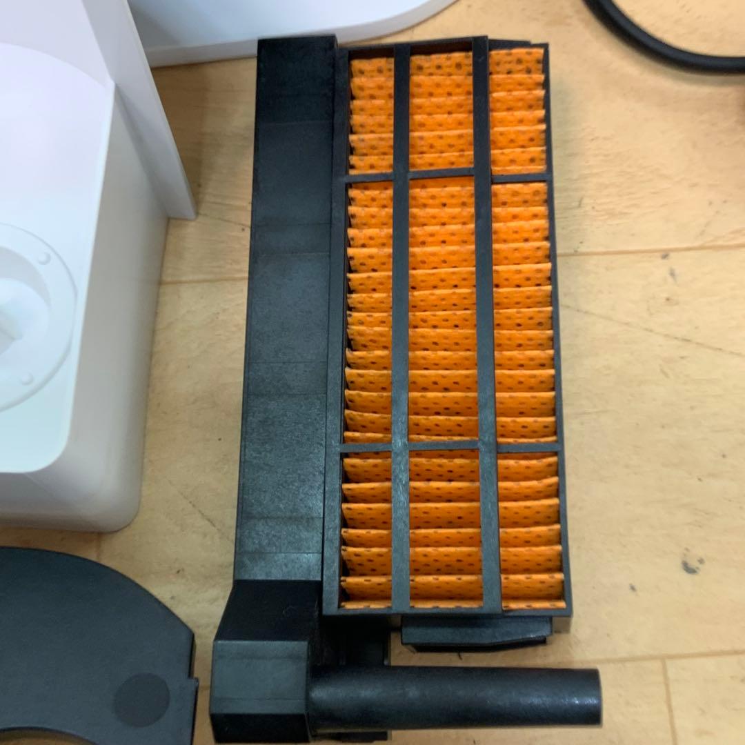 シャープ　セラミックファンヒーター HX-RK12 2022年製