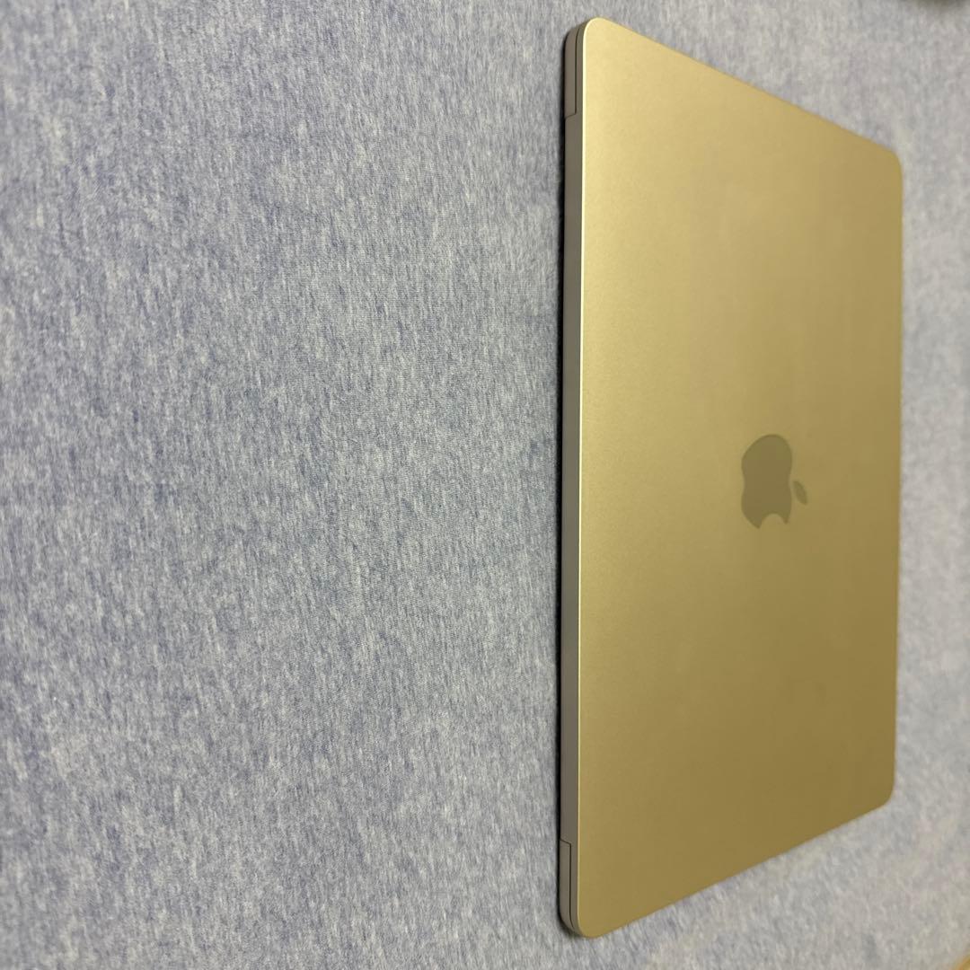 【美品】MacBookAir M2メモリ8GB ストレージ256GB 2022