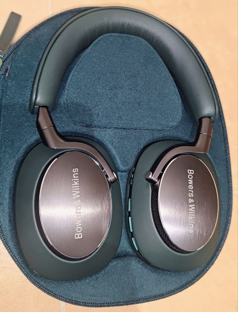 Bowers & Wilkins Px8 B&W ダークフォレスト ヘッドホン