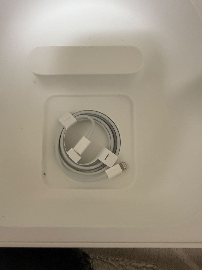 るんるん　AirPodsmax ブラック