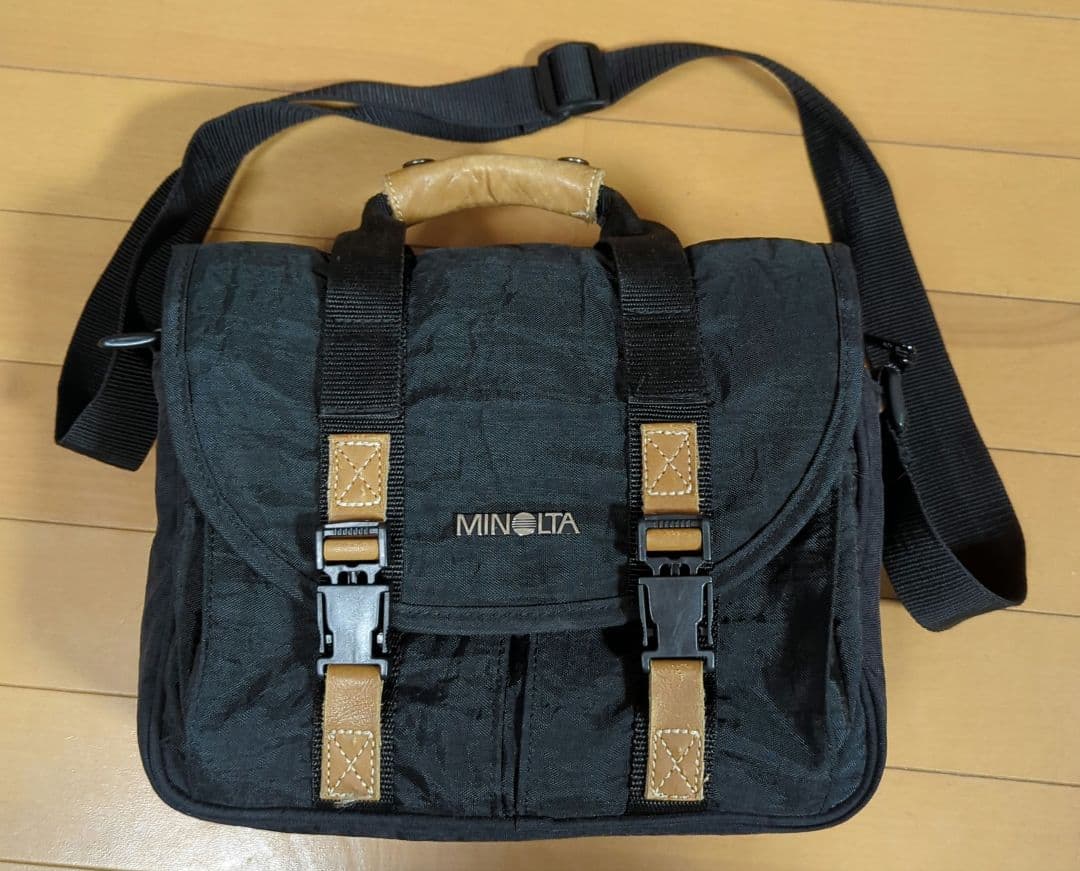 ⭐️超お買い得⭐️一眼レフミノルタα-7700i フィルムカメラ　バッグあり