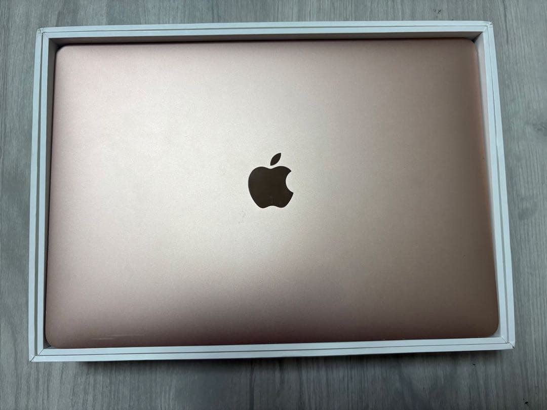 MacBook Air 13インチ 2020 i5/8GB/512GB