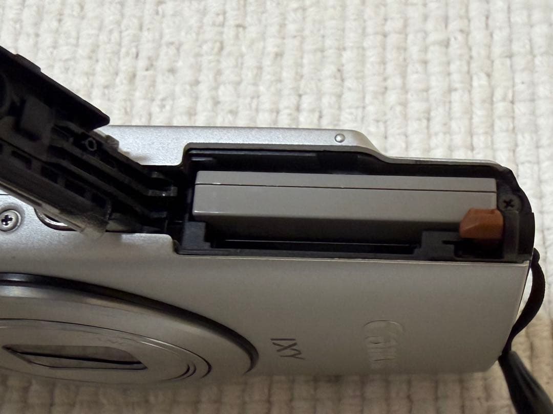 uuさん専用Canon デジタルカメラ IXY600F シルバー IXY600F