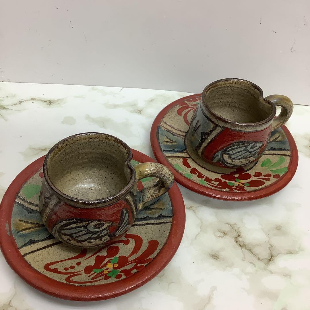 新品　沖縄県壺屋焼　小橋川清正　やちむん　赤絵魚紋　カップ&ソーサー　琉球陶器