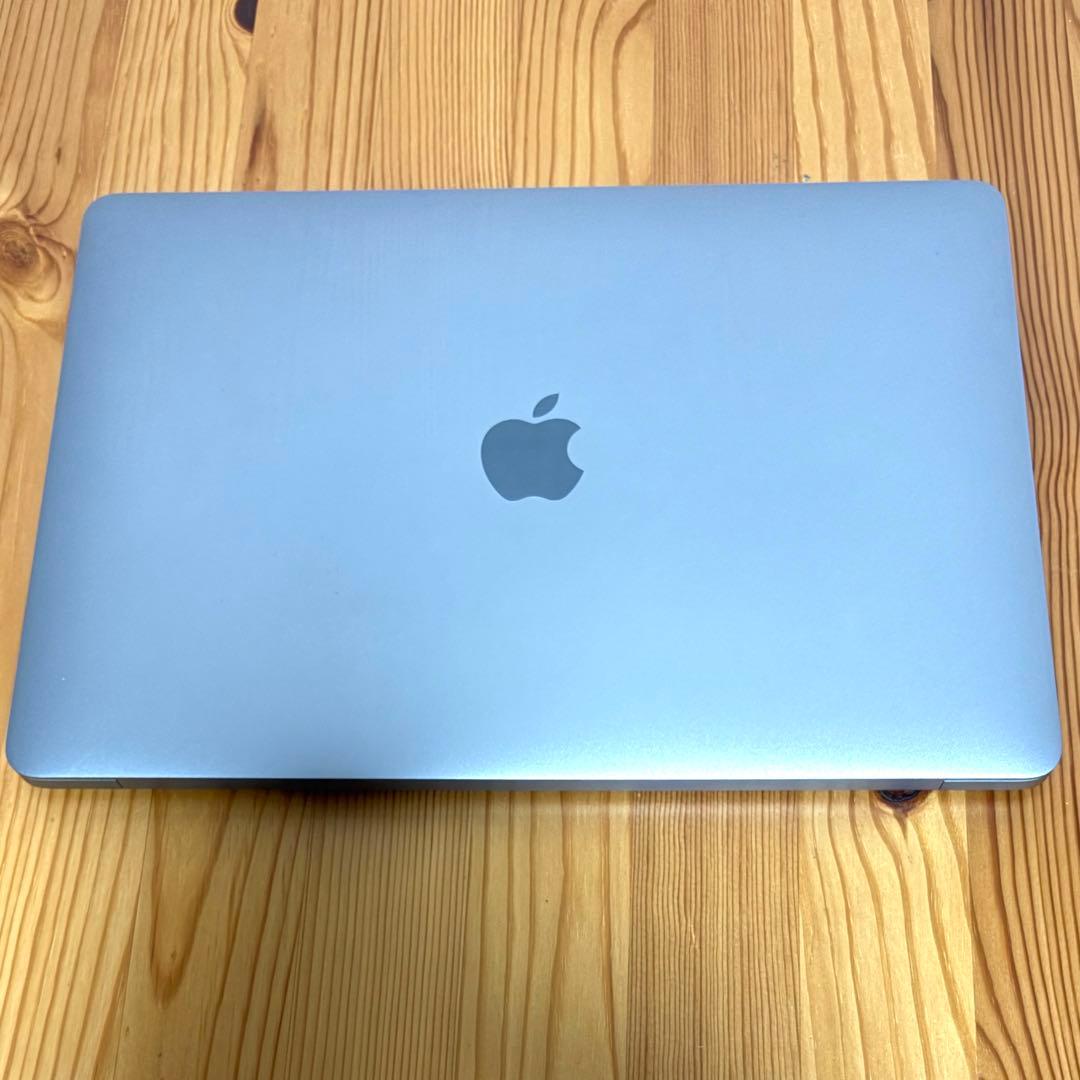 美品 MacBook Air 13インチ バッテリー良好 箱付 128GB