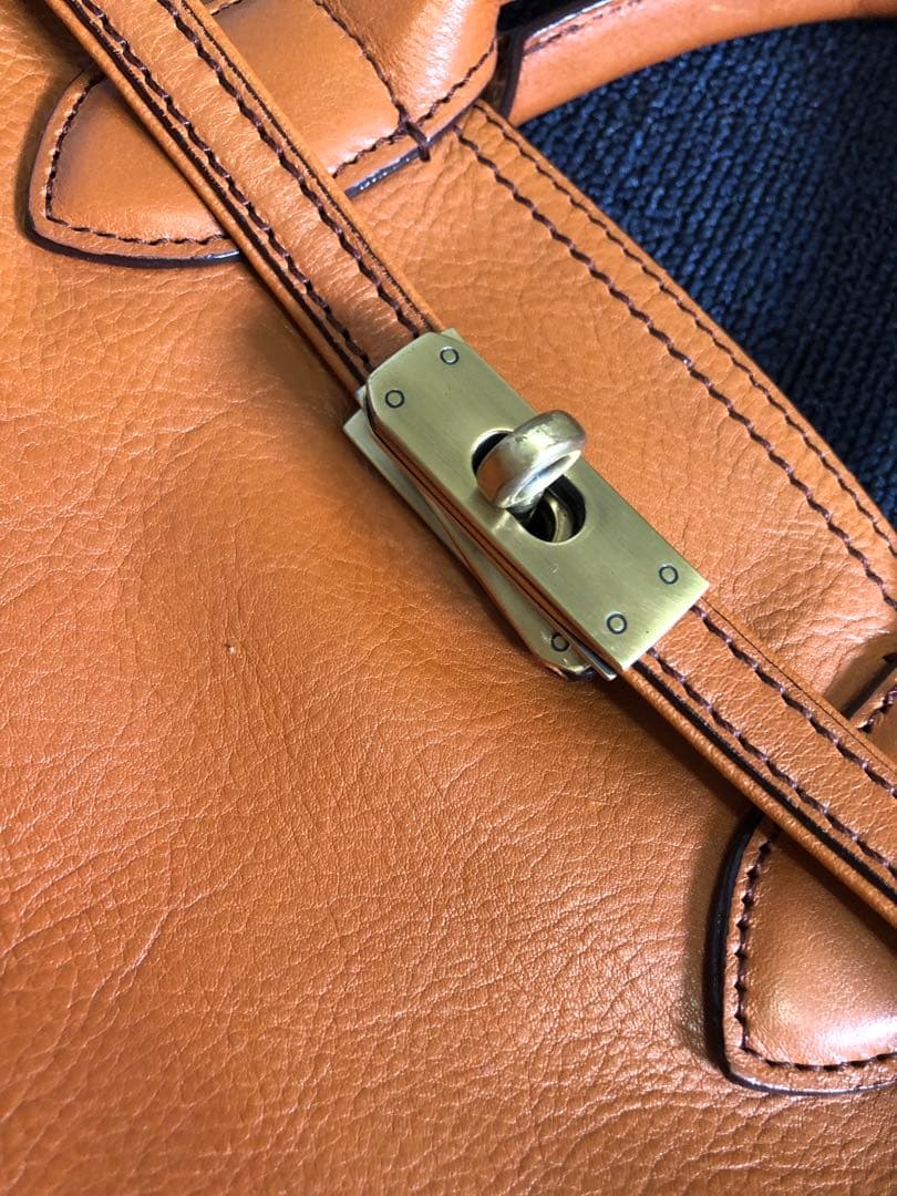 ハットリ です❗️Dakota ハンドバッグ ショルダーバッグ