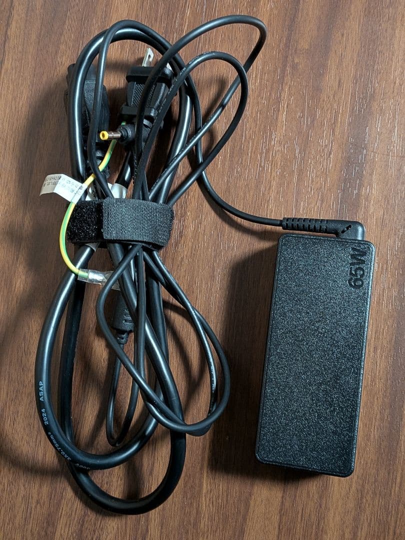 Lenovo IdeaPad Slim 3 Gen 8 82XL バッテリー良好