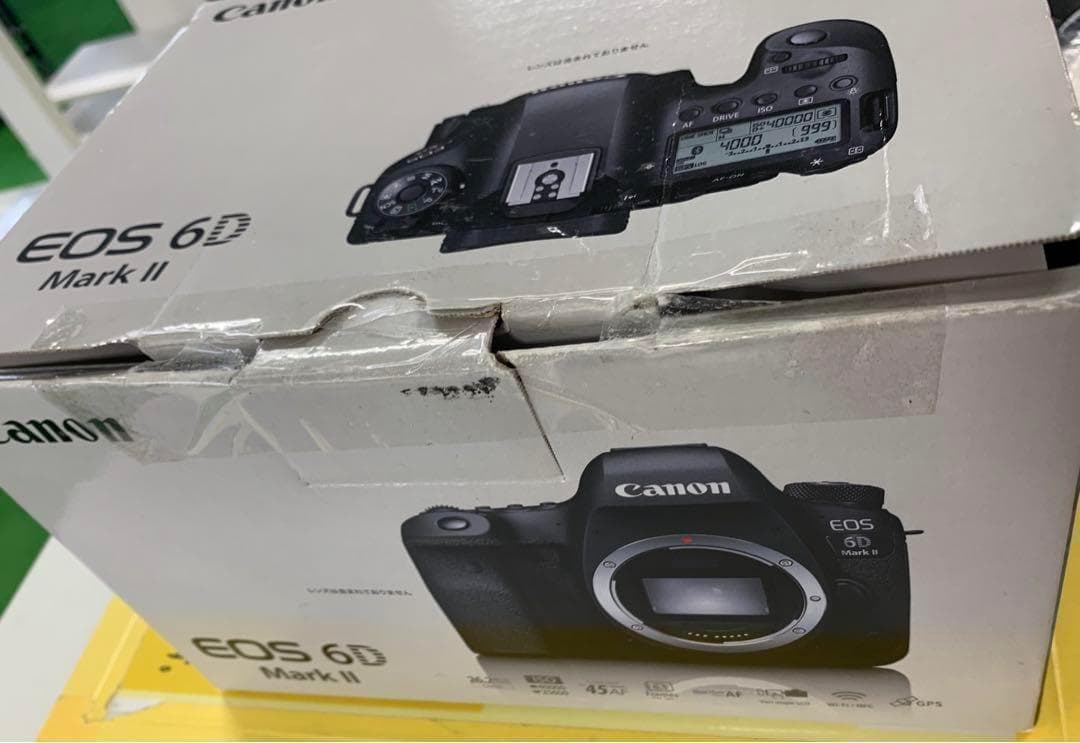 【美品】CANON EOS 6D Mark II