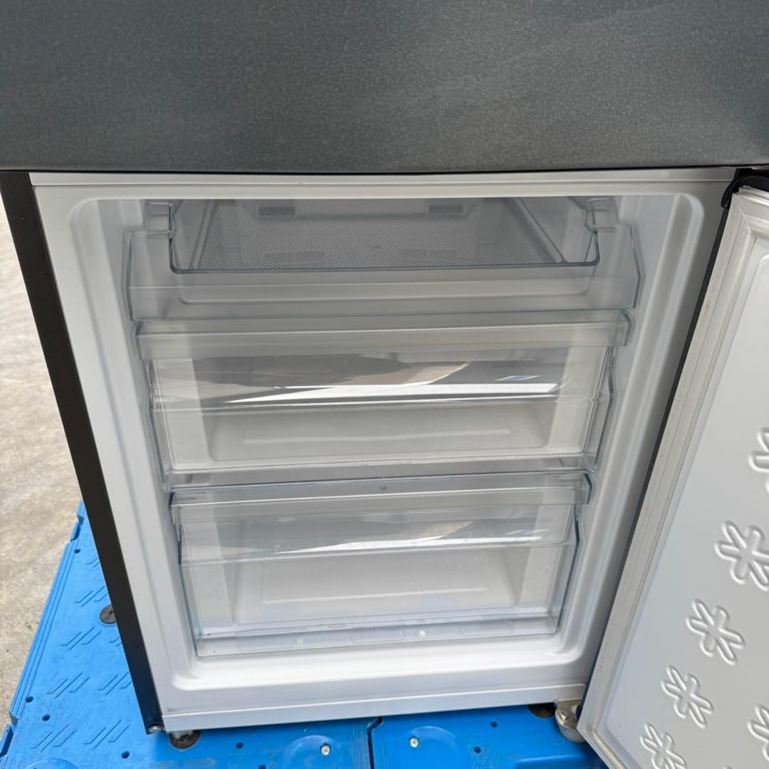 237⭐️2023年製★ハイアール　冷蔵庫　大型　173L 一人暮らし