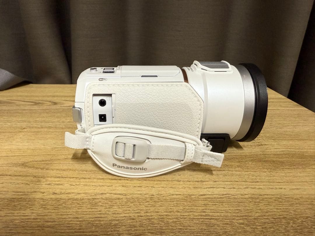 Panasonic HC-VX1M 4K ビデオカメラ 本体　キャリーバック付き