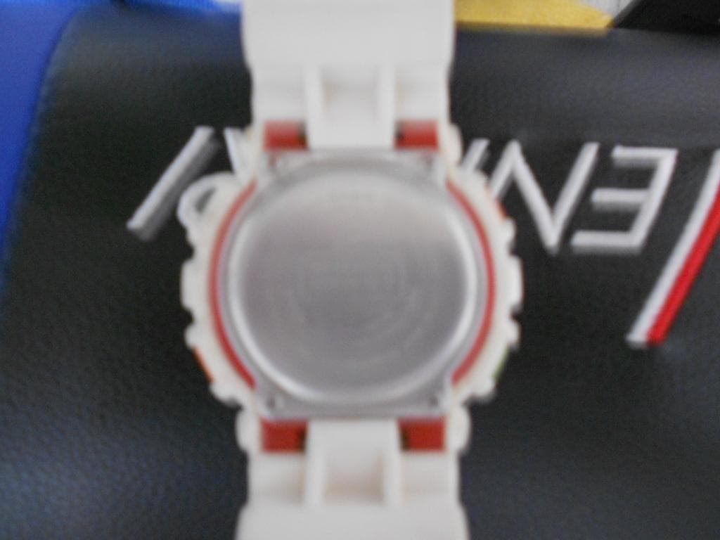 Gショック３台　2台動作確認　１台ベルト切れ