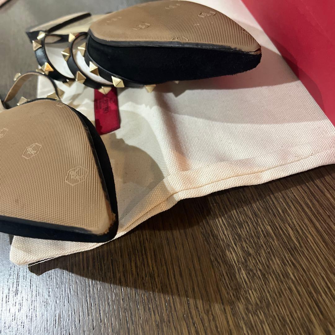 VALENTINO スタッズ付きブラックミュール