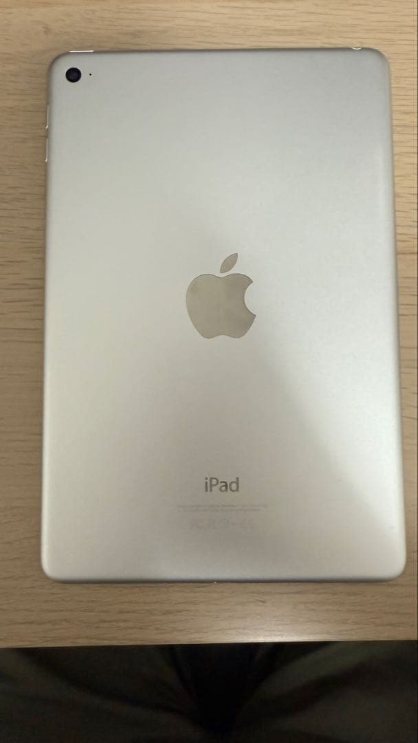 iPad mini4　128GB　Wi-Fiモデル