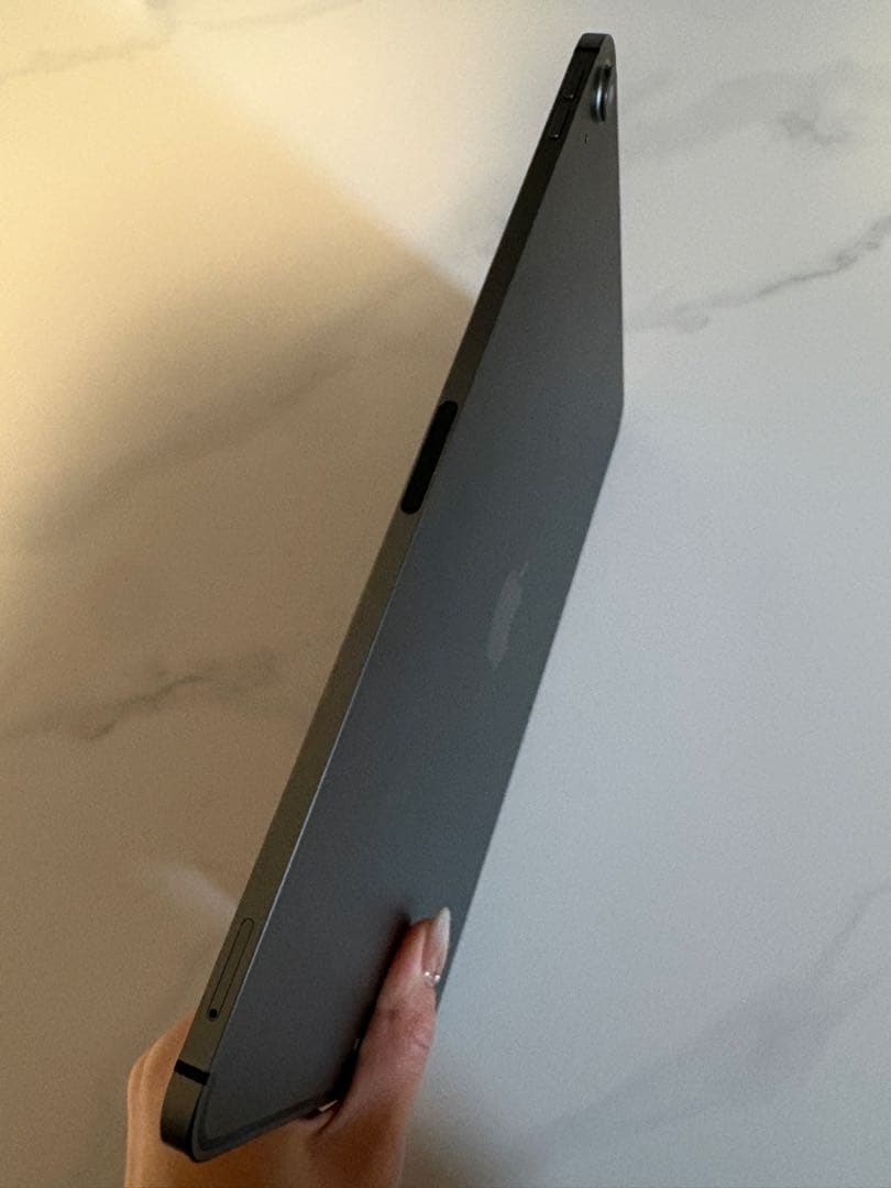 iPad Air 第4世代 Wi-Fi - 64 GB ブラック