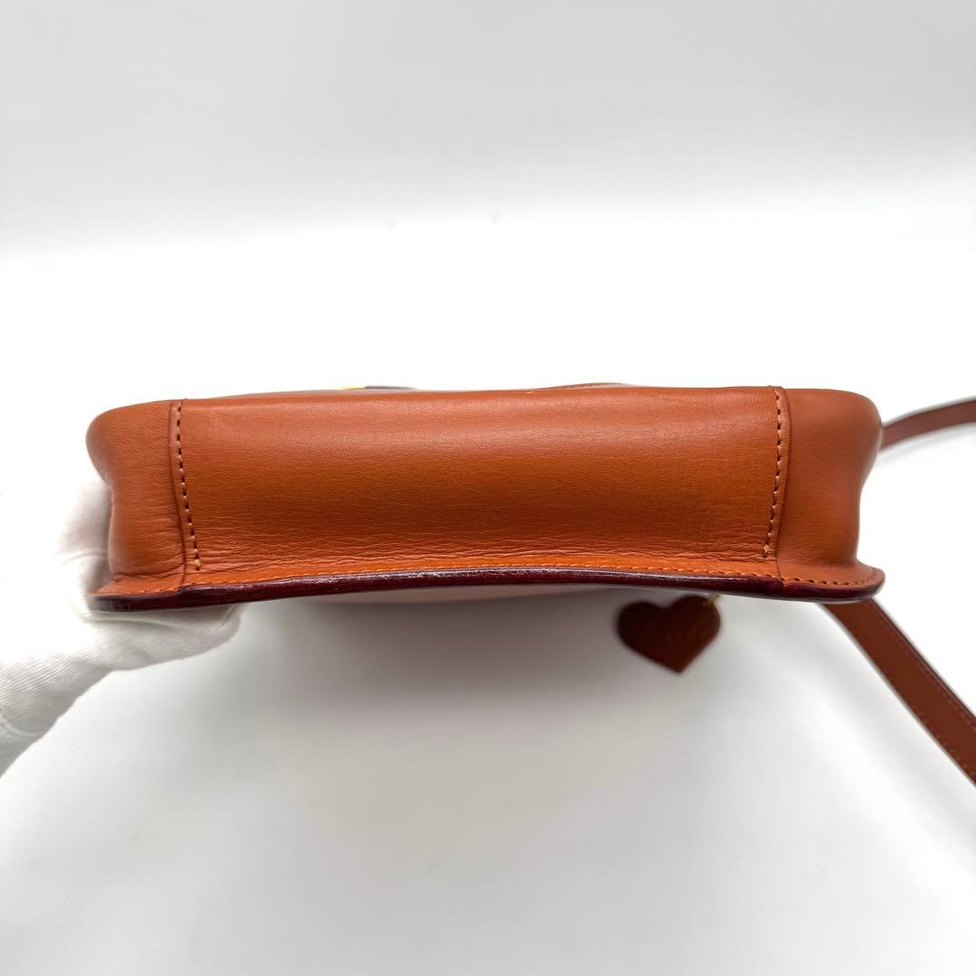 美品 ITAGAKI 鞍ショルダー 縦 レザー ショルダーバッグ　ブラウン