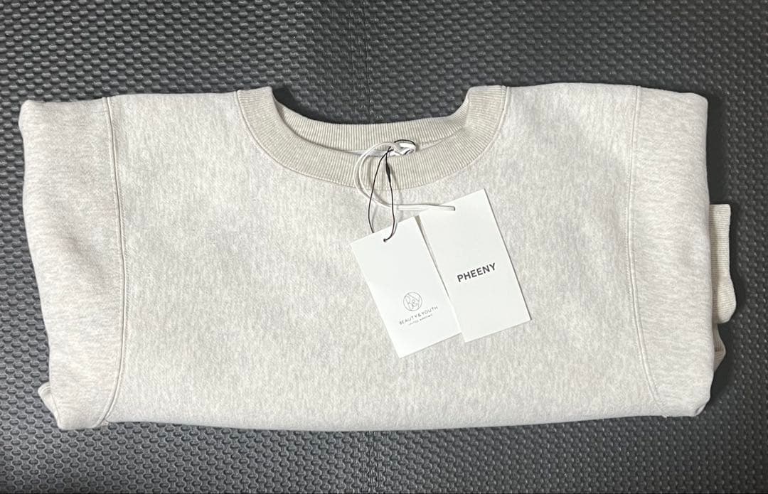 【えりり】pheeny☆ショート丈スウェット