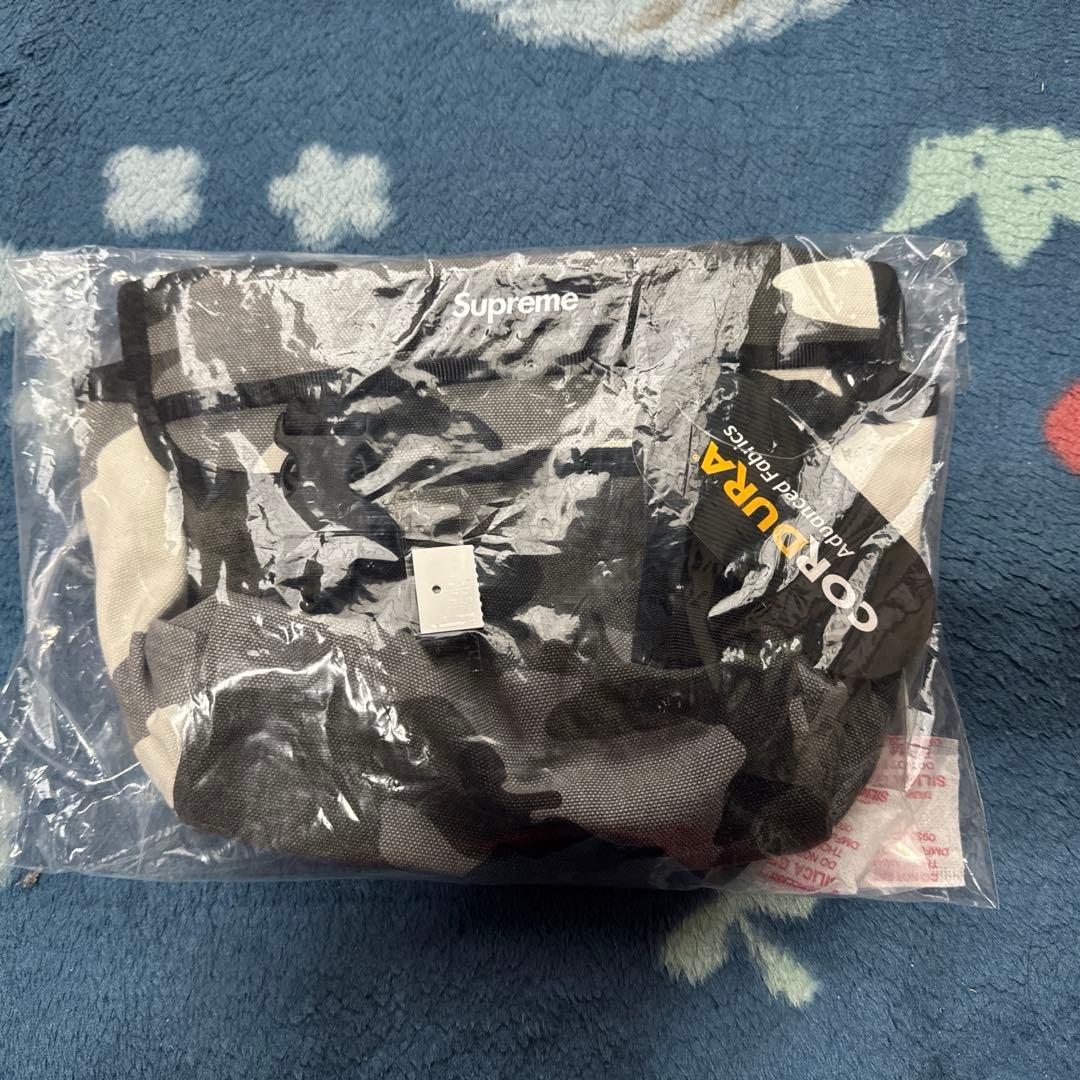 Supreme mini メッセンジャーバツク　カモ
