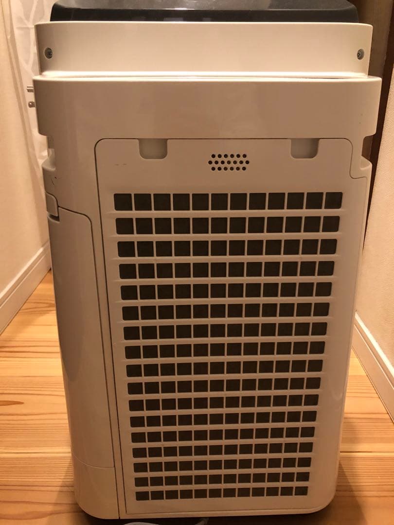 SHARP 空気清浄機 ホワイト　KC-F50